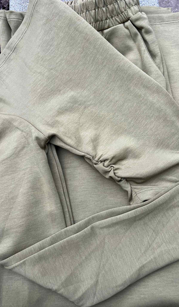 Chill Pill | Pant Set