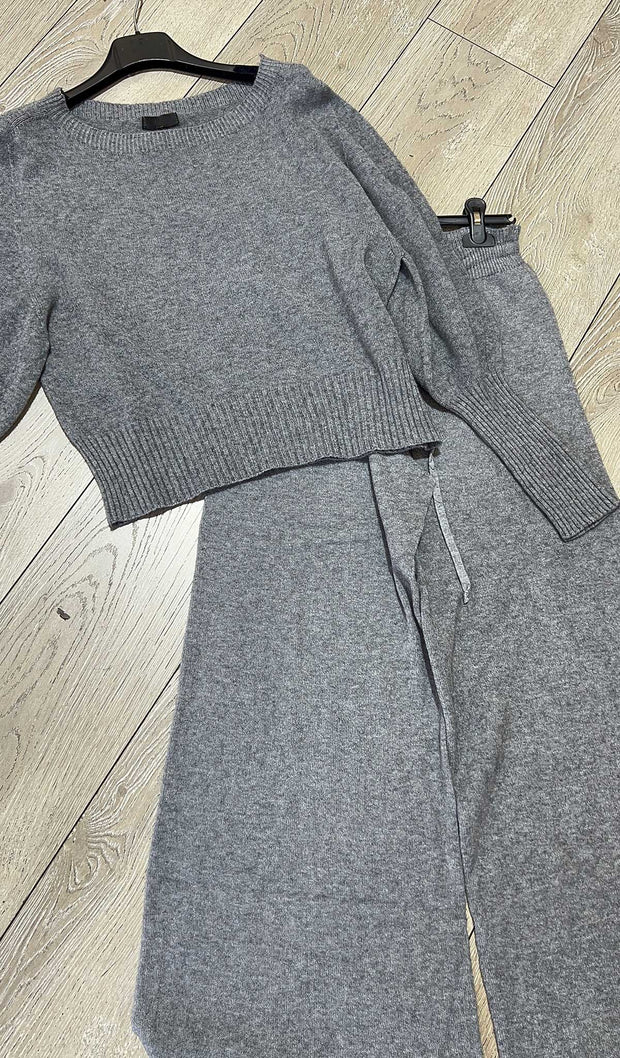 Winter Ease |  Cozy Pant Set