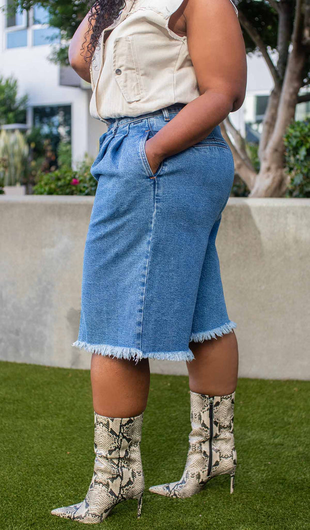 Knee High and Fly | Knee Shorts